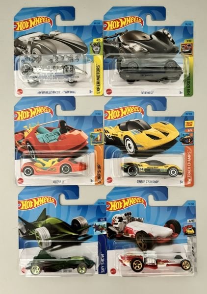 HotWheels Oyuncak Araba